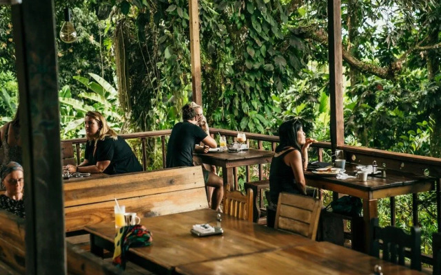 Bambuda Lodge - Hostel