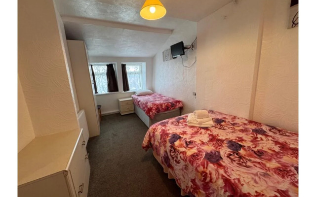 OYO Delton Hotel Blackpool Pleasure Beach