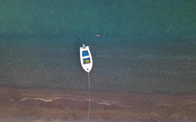 Seawater Villa
