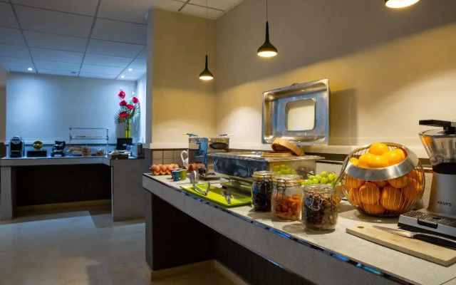 Hôtel Les Trois Roses, Grenoble Meylan