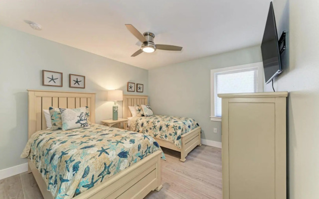 Sea La Vie - 205 - 55th