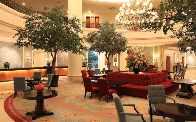 Ritzy Hotel Manado