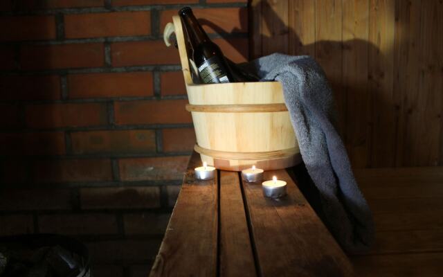 Leikari Seal La Vie Bungalows