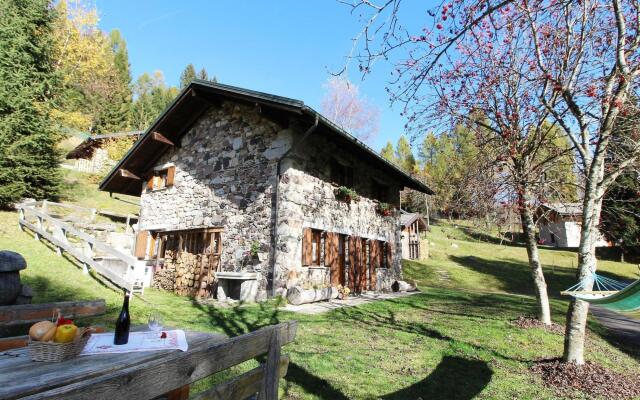 Wooden chalet in Pieve Tesino with garden