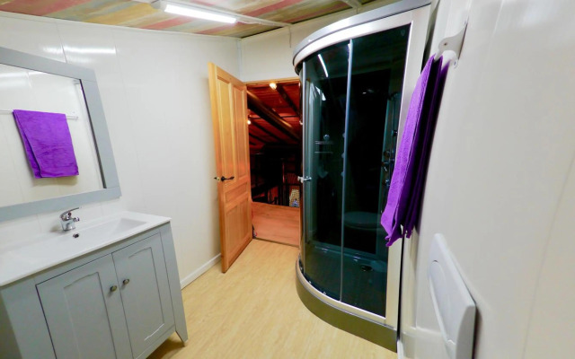 Old Fisherman's House in Malvarrosa Beach