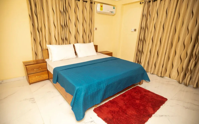 Stunning 2-bedroom Furnished Apartment in Accra