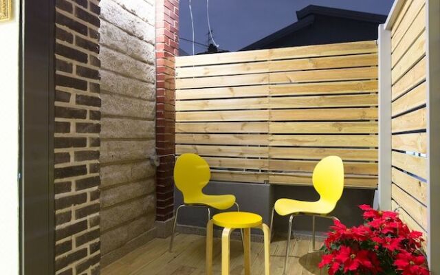 Oh Blue Guesthouse - Hostel