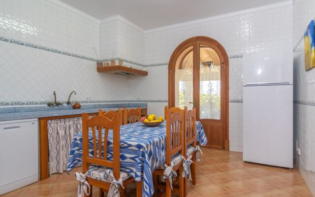 Sa Cumuna in Campos With 3 Bedrooms and 2 Bathrooms