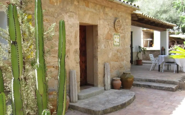 Hostal Residència Catalina Vera