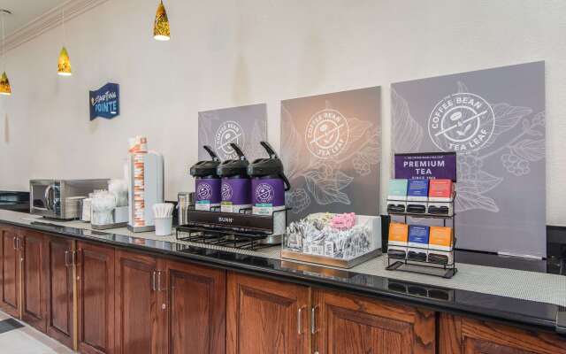 Clarion Pointe South Boston - Danville East