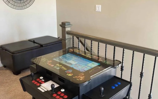 The Suite Escape By Redawning