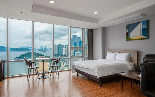 Haeundae Seacloud Hotel Residence