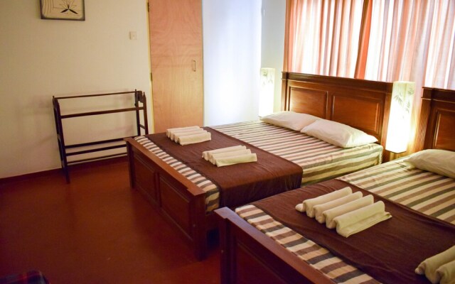 Mount Waves Hotel