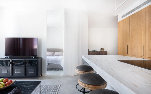 Ecletic by TLV2RENT