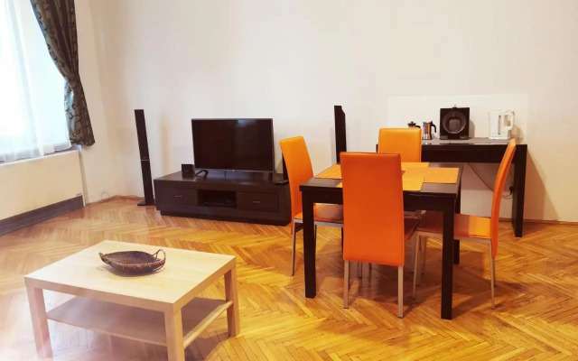 Central Krak Apartments