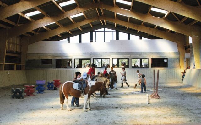 Les Ormes Domaine & Resort