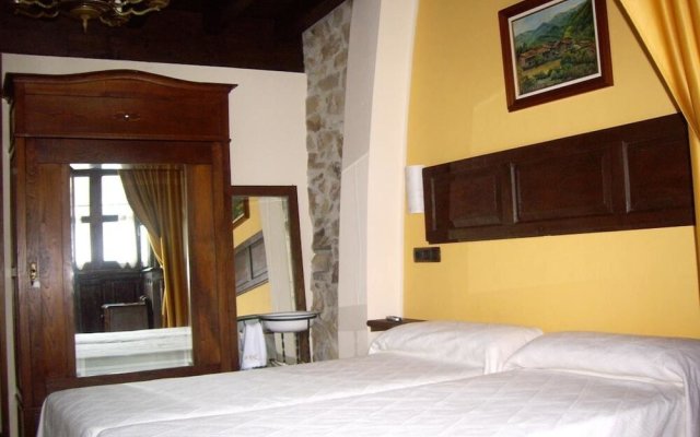 House With 4 Bedrooms in Villamorey, With Wonderful Mountain View, Fur