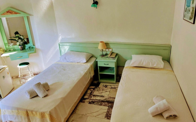 Mandalinn Hotel