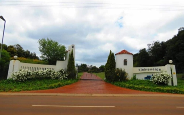 Kleineweide Guest House