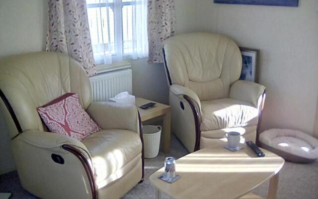 Sea Breeze caravan B3 Ty Gwyn Holiday park