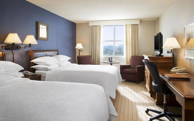 Wyndham Providence Airport