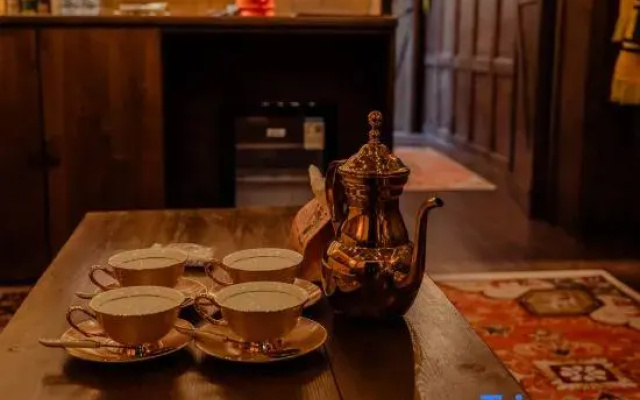 The Magic House of the Fugitive Wizard