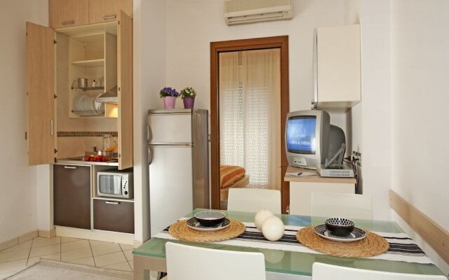 Quiet Apartment with Balcony near Riccione