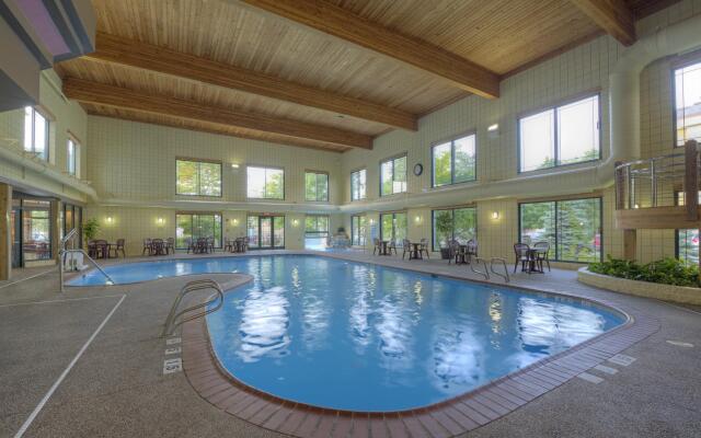 Holiday Inn Express Holland by IHG