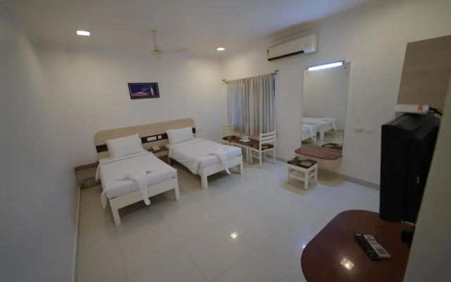 Hotel Palmyra Grand Inn – Guest Rooms – Tirunelveli