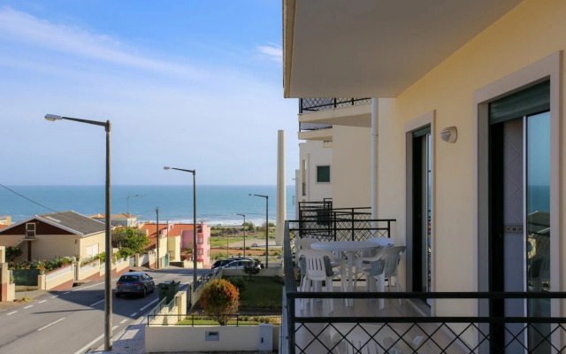 Atlantic Ocean Pool Apartment