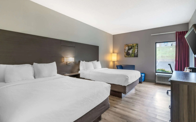 Clarion Inn near Lookout Mountain