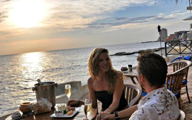 Scuba Lodge & Ocean Suites