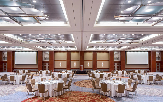 Párisi Udvar Hotel Budapest, part of Hyatt
