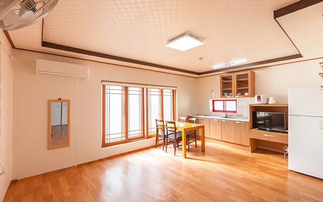 Namhae Namhae Bada Pension