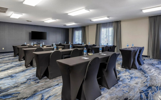 Fairfield Inn Suites by Marriott Cherokee