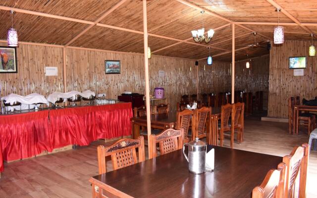 Damyanti Hotel And Resort