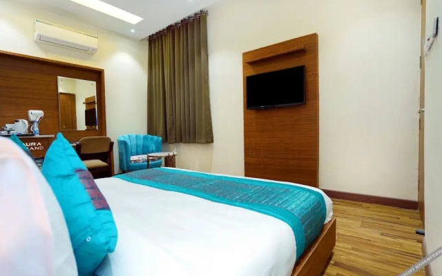 Hotel Aura Grand by Levelup