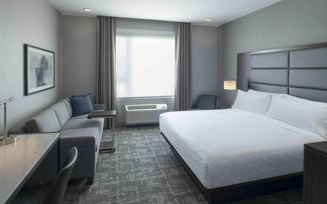 Staybridge Suites Boston Logan Airport - Revere by IHG
