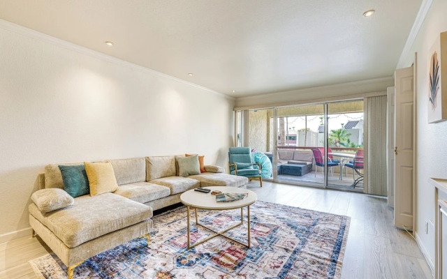 Walkable Scottsdale Condo w/ Pool Access!