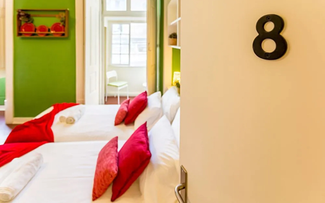Flores 105 Guesthouse