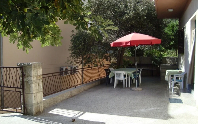 Vedrana - 150 m From Beach - A1