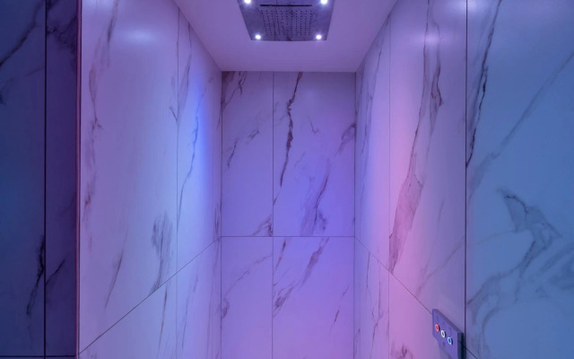 Life Hotel