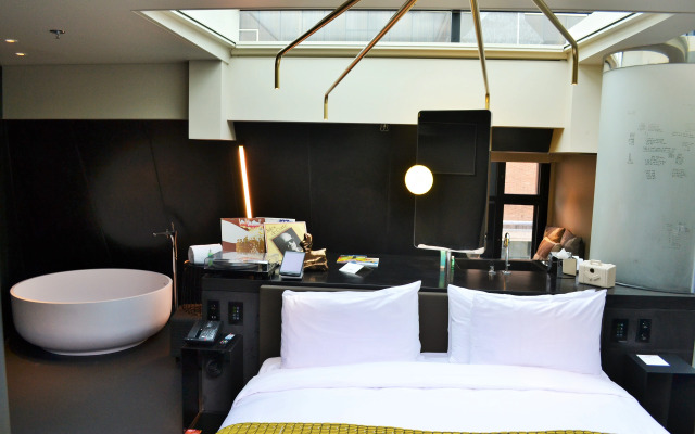 W Amsterdam