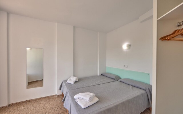 Magalluf Playa Apartments - Adults Only