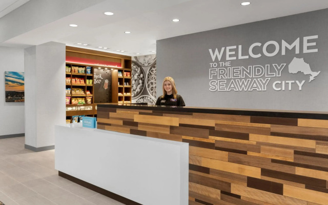 Hampton Inn By Hilton Cornwall