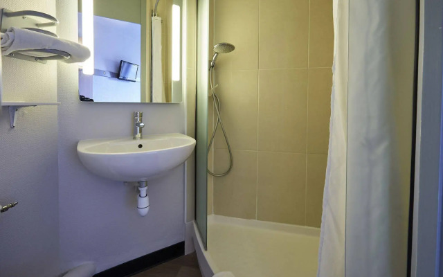 B&B HOTEL Evry Lisses (1)