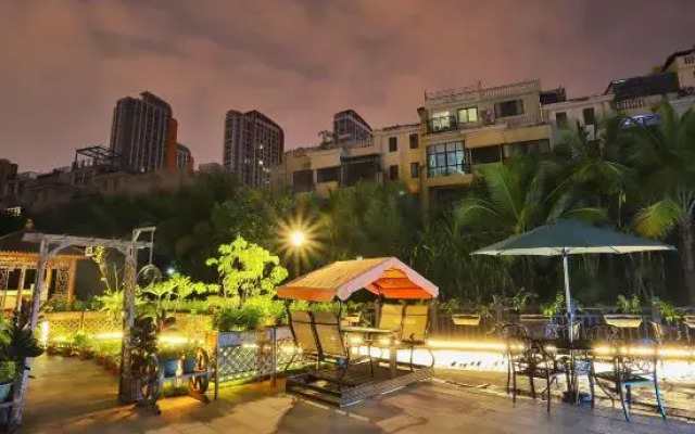 Sanya Coconut Homestay