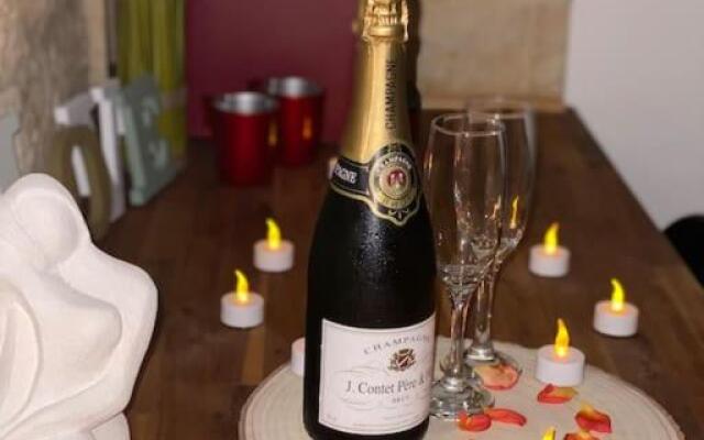 Loveroom auriol, romantique et coquine