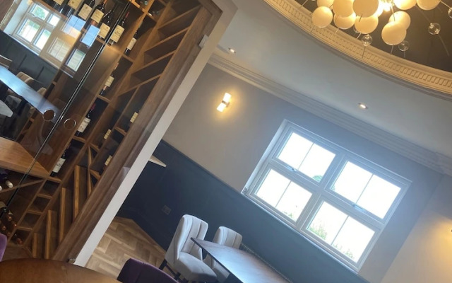 Loftsome Bridge Hotel