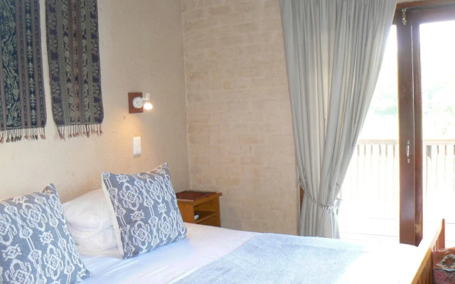 Hennie's Rest